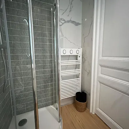 En Plein Coeur De Lägenhet